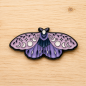 Preview: Pin "Violette Mondmotte"
