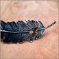 Preview: Haarspange „Feder & Bienchen“