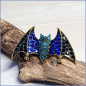 Preview: Brosche "Blaue Fledermaus"