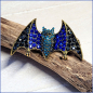 Preview: Brosche "Blaue Fledermaus"