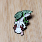 Preview: Pin "Weißes Axolotl"