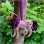 Preview: Geschenk-, Deko- oder Baumanhänger "Violettes Einhorn"