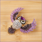 Preview: Brosche "Fliegende Eule" in Violett