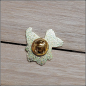 Preview: Pin "Goldfisch mit Hexenhut"