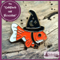 Preview: Pin "Goldfisch mit Hexenhut"