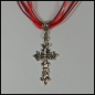 Preview: "Gothisches Kreuz" an leuchtend rotem Halsband