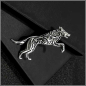 Preview: Brosche "Rennender Wolf"