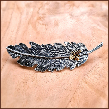 Haarspange „Feder & Bienchen“