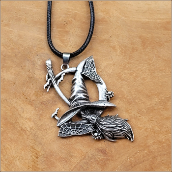 Halskette „Hexenwerk“ – 52,5 cm