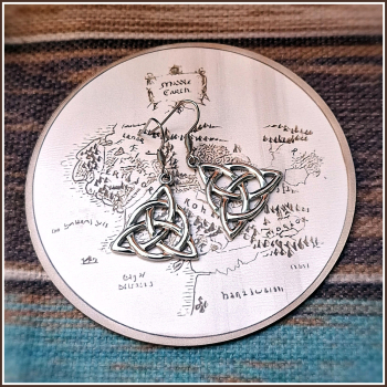 Preview: Ohrhänger „Triqueta“ aus Edelstahl