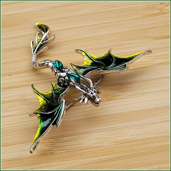 „Grüner Silberdrache“ – Brosche & Kettenanhänger – 2 in 1