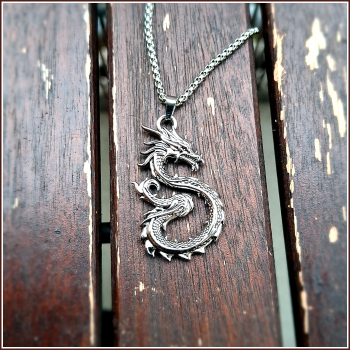 Halskette „Glücksdrache“ - 59 cm