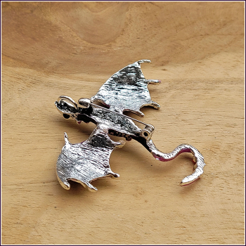 „Flugdrache in Pink-Violett“ - Brosche und Kettenanhänger – 2 in 1