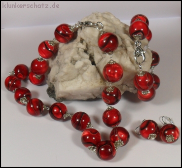 Auftragsarbeit - Schmuckset mit rot-schwarzen Perlen