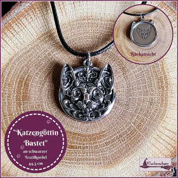 "Katzengöttin Bastet" an schwarzer Textilkordel - 44,5 cm