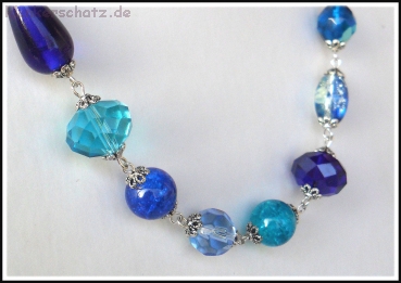 Halskette "Glasperlentraum in Blau" - Unikat!
