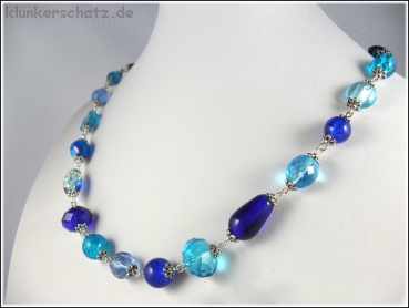 Halskette "Glasperlentraum in Blau" - Unikat!