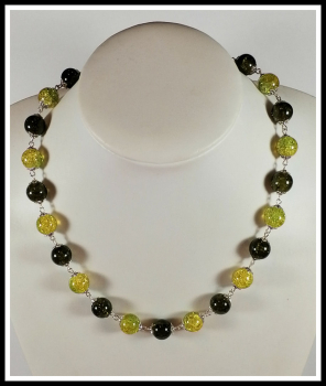 Collier aus grünen Crackle-Perlen - Einzelstück