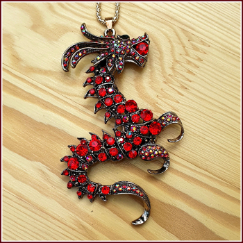 Halskette "Großer Feuerdrache"