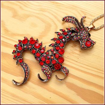 Halskette "Großer Feuerdrache"
