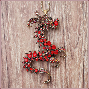 Halskette "Großer Feuerdrache"