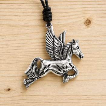 "Pegasus" am langen Lederband - ca. 80 cm