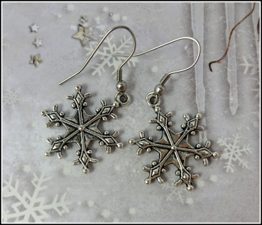 "Old English Snowflake" - winterlicher Ohrschmuck
