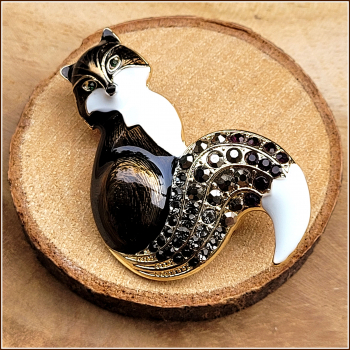 "Dunkelbrauner Fuchs" - Brosche & Kettenanhänger - 2 in 1