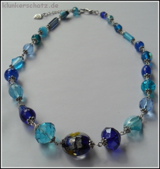Glasperlen-Collier "Lieblingsblau" - Unikat!