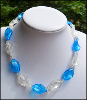 Collier "Glasfolienperlen - Blau - Weiß" - Unikat