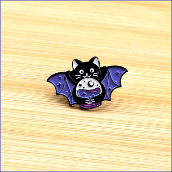 Pin „Geflügelte Hexenkatze“