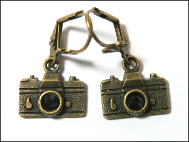 Ohrhänger "Kamera in Bronze mit schwarzem Objektiv"