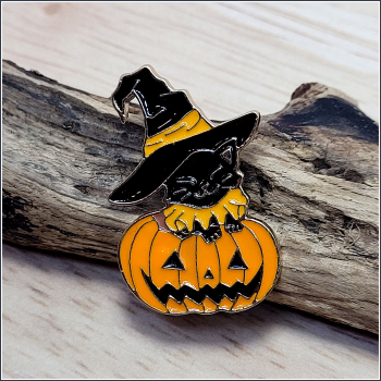 Pin "Hexenkatze mit Kürbis"