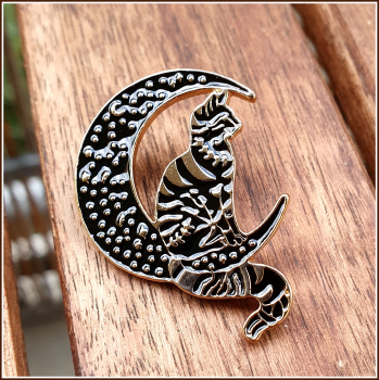 Pin "Mondkatze"
