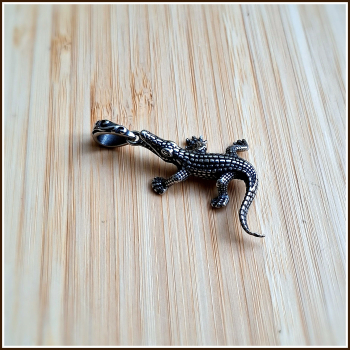 Kettenanhänger „Krokodil“ aus Edelstahl