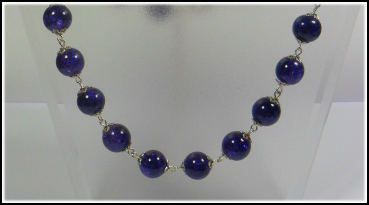 Collier aus Crackle-Perlen in Mitternachtsviolett