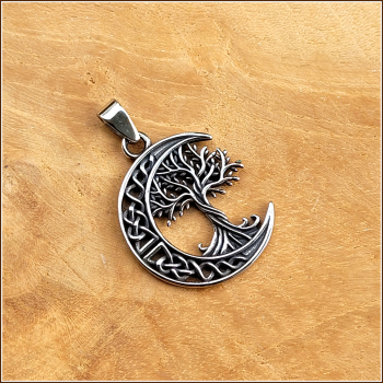 Preview: Kettenanhänger „Keltischer Lebensbaum & Mondsichel“ aus Edelstahl