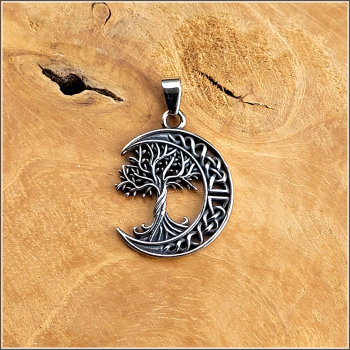Preview: Kettenanhänger „Keltischer Lebensbaum & Mondsichel“ aus Edelstahl