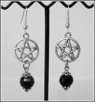 Ohrhänger "Pentagramm & schwarze Glasschliffperle"