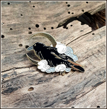 Pin "Rabe & Mondsichel"