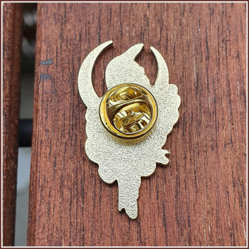 Pin "Rabe & Mondsichel"