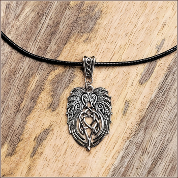 “Raben Hugin & Munin“ an Textilkordel