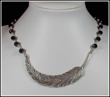 Preview: Collier "Rabenfeder"