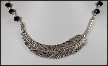 Preview: Collier "Rabenfeder"