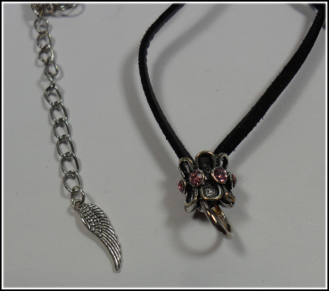 Wechselschmuckkette "Schwarzes Wildlederimitat & rosa Strass" - 78 cm