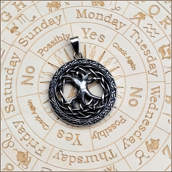 Kettenanhänger "Yggdrasil" aus Edelstahl - Einzelstück