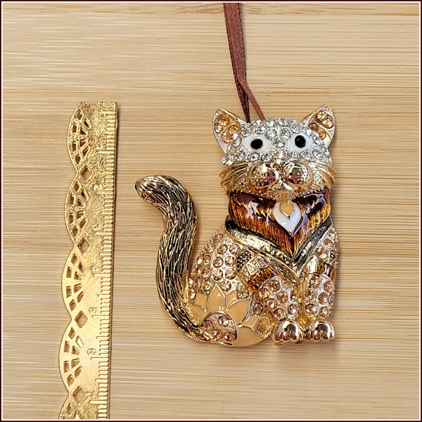 Geschenk-, Deko- oder Baumanhänger "Braune Katze"