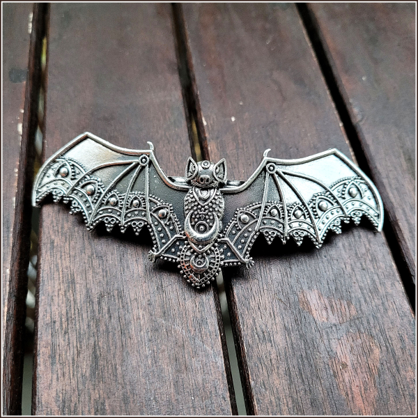 Haarspange "Magische Fledermaus"