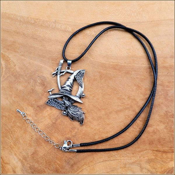 Halskette „Hexenwerk“ – 52,5 cm