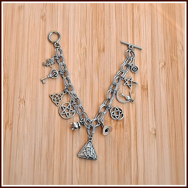 Bettelarmband „Celtic Witchcraft“ mit Knebelverschluss – 21,5 cm